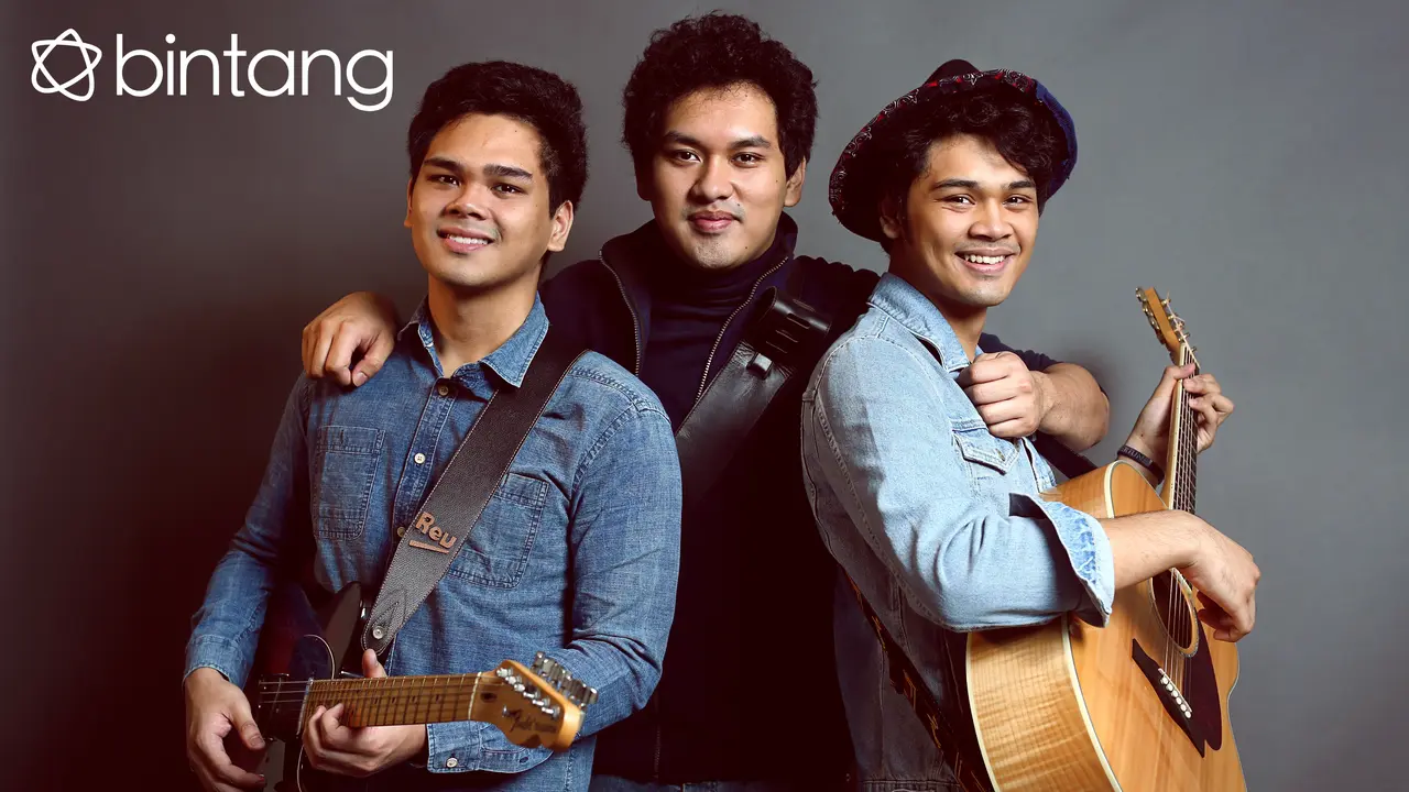 Personel The Overtunes ikut ramaikan Pilkada DKI 2017. (Fotografer: Febio Hernanto, Desain: Muhammad Iqbal Nurfajri/Bintang.com)