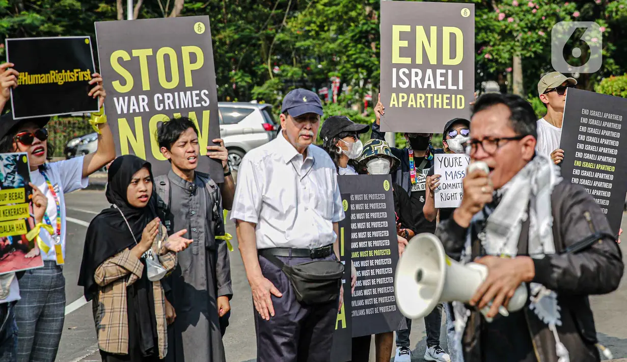 Dan ribuan orang menjadi korban dalam konflik panas antara kelompok Hamas dan Israel yang memanas sejak 7 Oktober 2023. (Liputan6.com/Faizal Fanani)