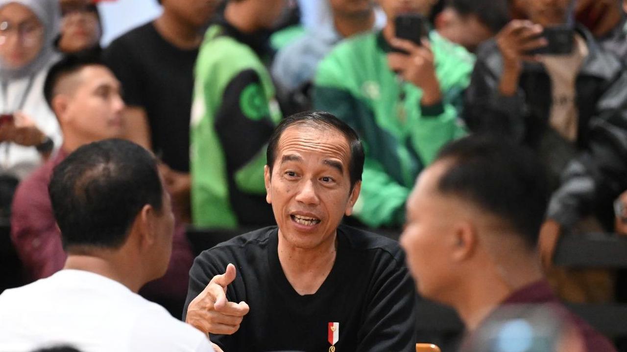 Jokowi Kena Prank Wasit, Debat Sengit Dengan Menteri