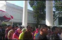VIDEO: Momen Keakraban Menteri dan Pejabat Negara Saat Open House Jokowi