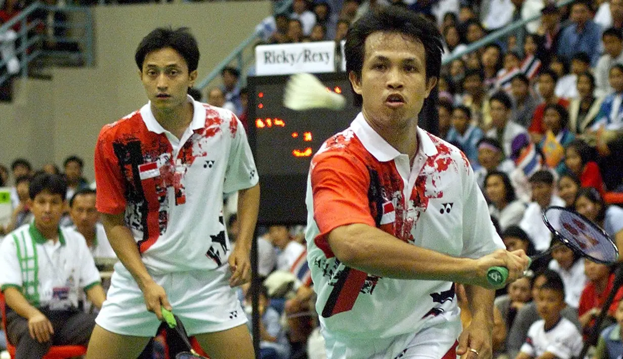 10. Rexy Mainaky dan Ricky Subagdja (Bulutangkis Ganda Putra) - Meraih medali emas Asian Games 1994 dan 1998. (AFP/Toshifumi Kitamura)