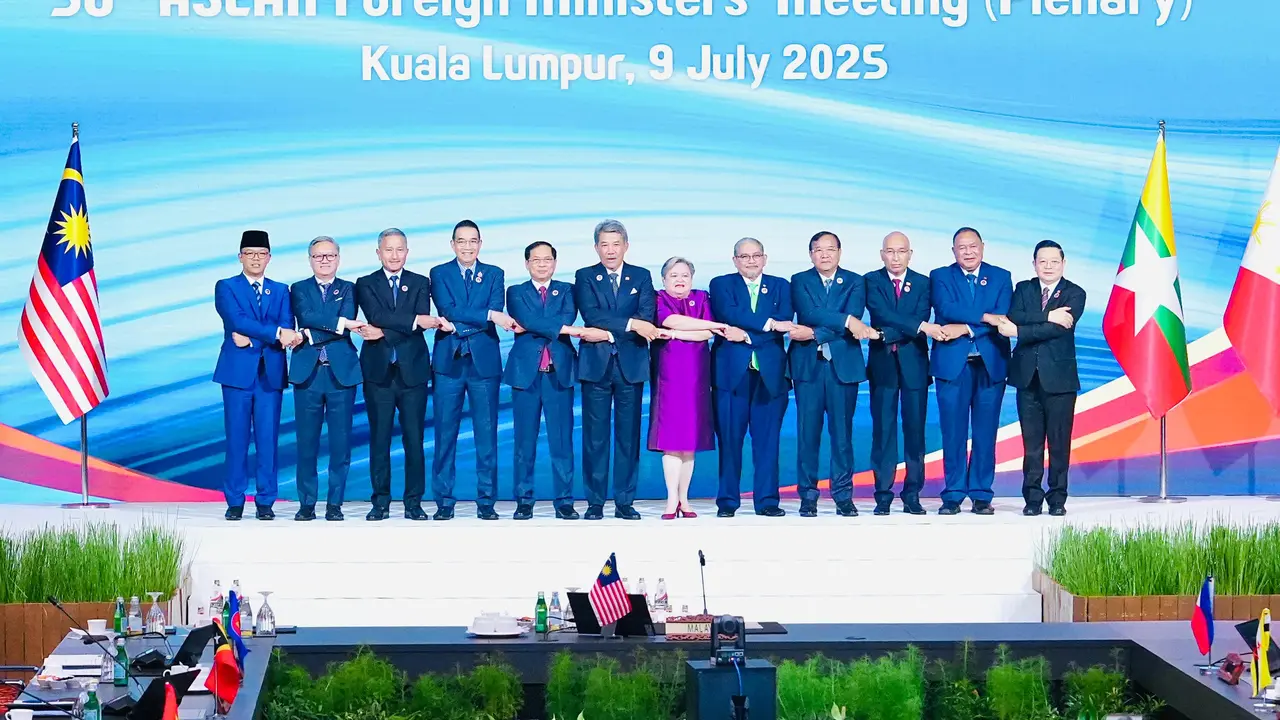 Menlu RI Sugiono dalam sesi pleno Pertemuan Menteri Luar Negeri ASEAN (ASEAN Foreign Ministers’ Meeting/AMM) di Kuala Lumpur, Malaysia, 9 Juli 2025. (Dok. Kemlu RI)