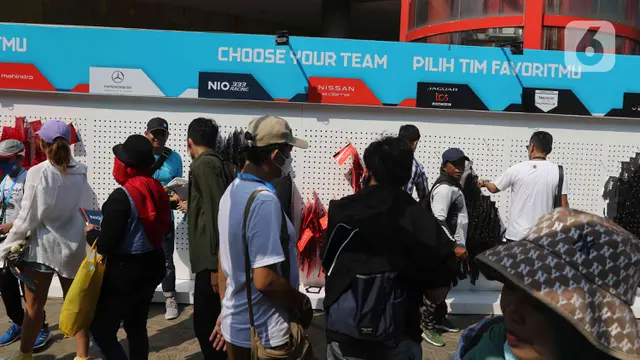 Penonton Formula E Jakarta Mulai Berdatangan