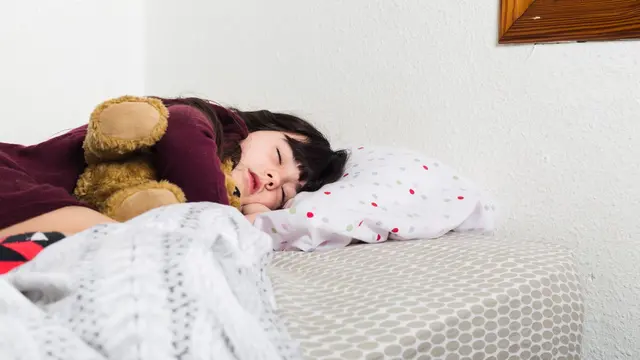 Kenali Rahasia Jam Tidur Anak (photo by freepik.com)