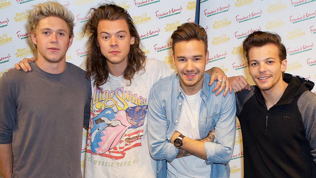 Lagu Perpisahan One Direction 'History' Menyentuh Hati Penggemar