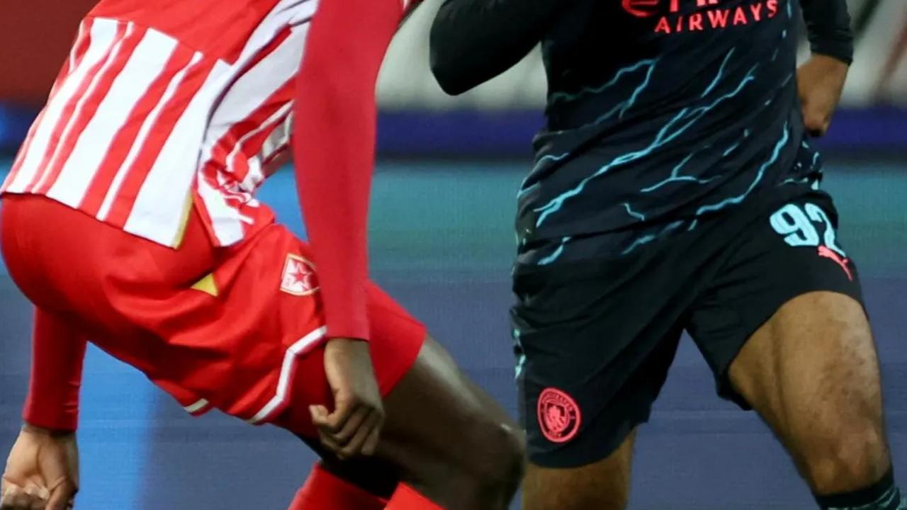 Dari hasil laga ini, Manchester City berhasil lolos ke babak 16 besar dengan menyapu bersih enam kemenangan di Grup G.<br>