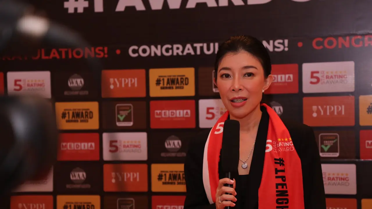Founder perhiasan NJS Gold Naomi Julia