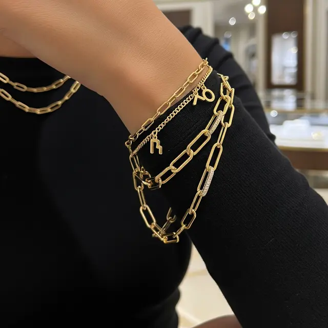 Model Gelang Emas Rantai Paper Clip yang Lagi Tren 2026 (Gemini AI)