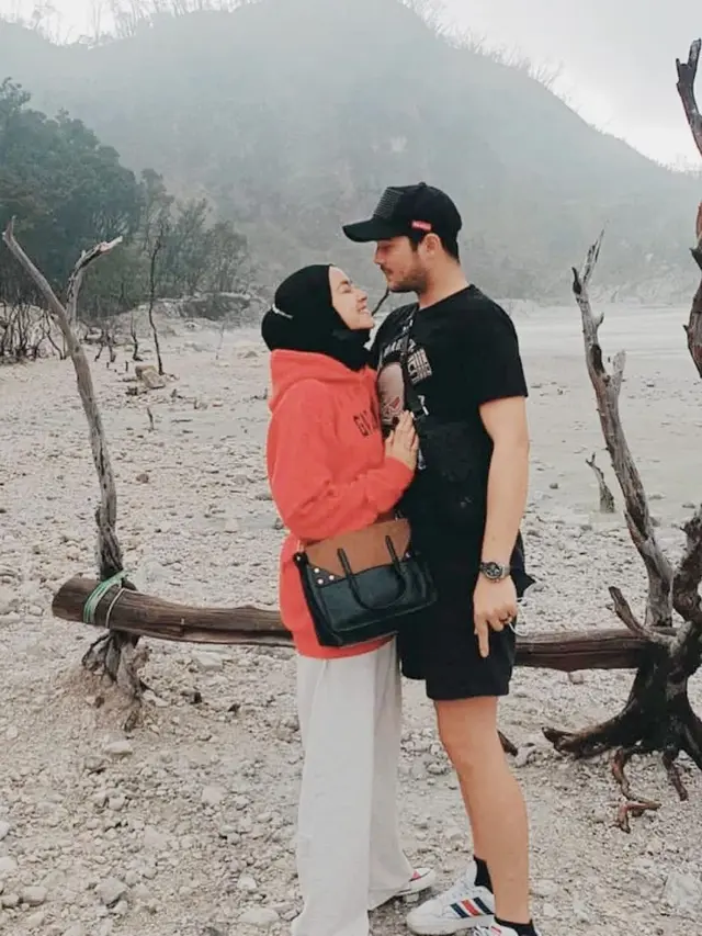 Potret mesra Aryani Fitriana dan Donny Michael bak masih pacaran