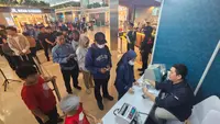Aktivitas Tukar Uang di Terminal 3 Bandara Soetta Diserbu Pekerja hingga Pemudik