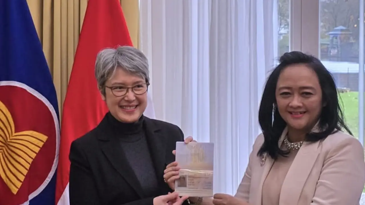Peresmian layanan paspor elektronik di Konsulat Jenderal Republik Indonesia (KJRI) Hamburg. (Foto: Liputan6.com/Dok. KJRI Hamburg)