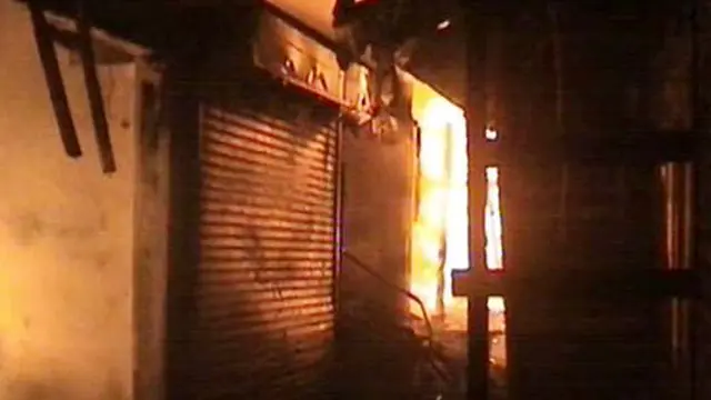 Jago Merah Melalap Puluhan Kios Pasar Wanaraja