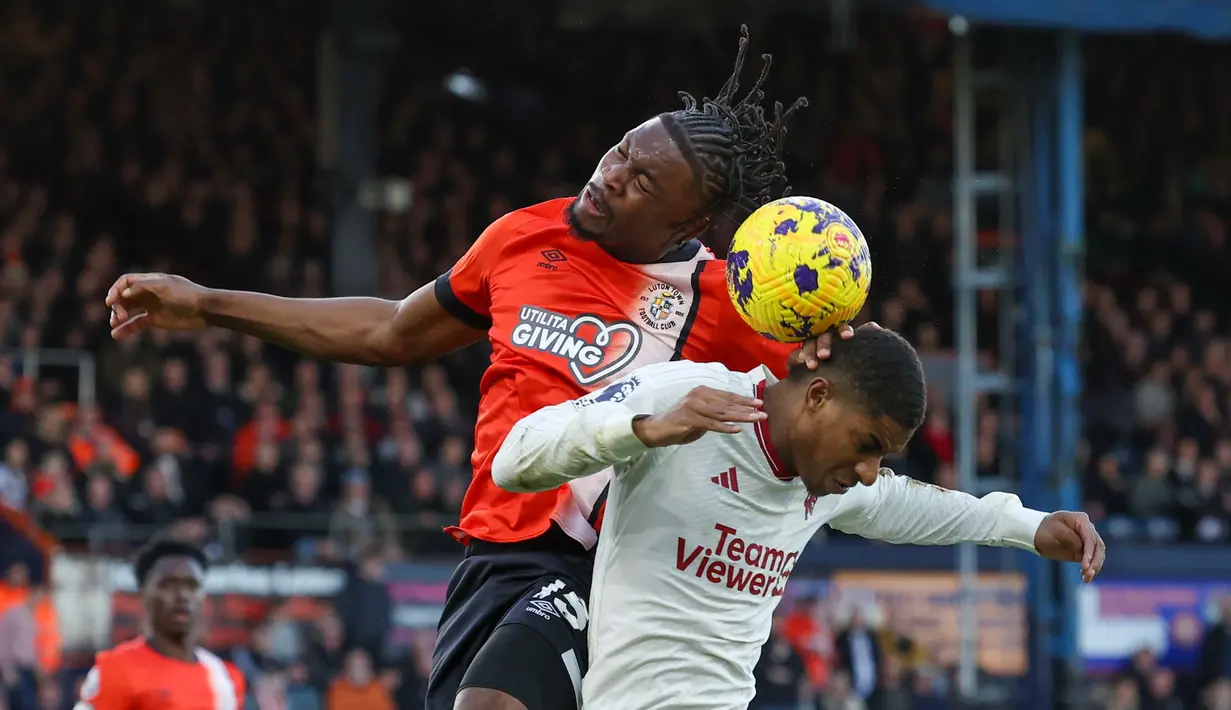 Sedangkan Luton Town berada di posisi ke-17 dengan 20 poin dari 24 pertandingan. (AP Photo/Ian Walton)