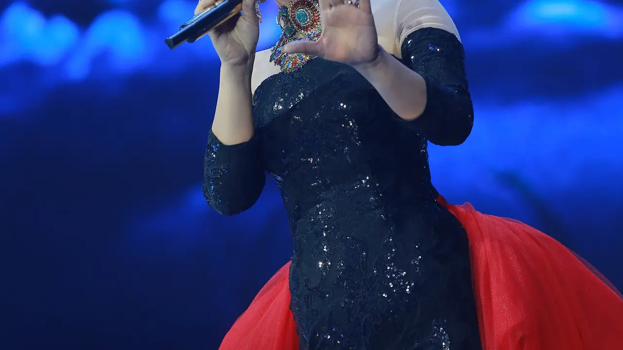 [Bintang] Syahrini