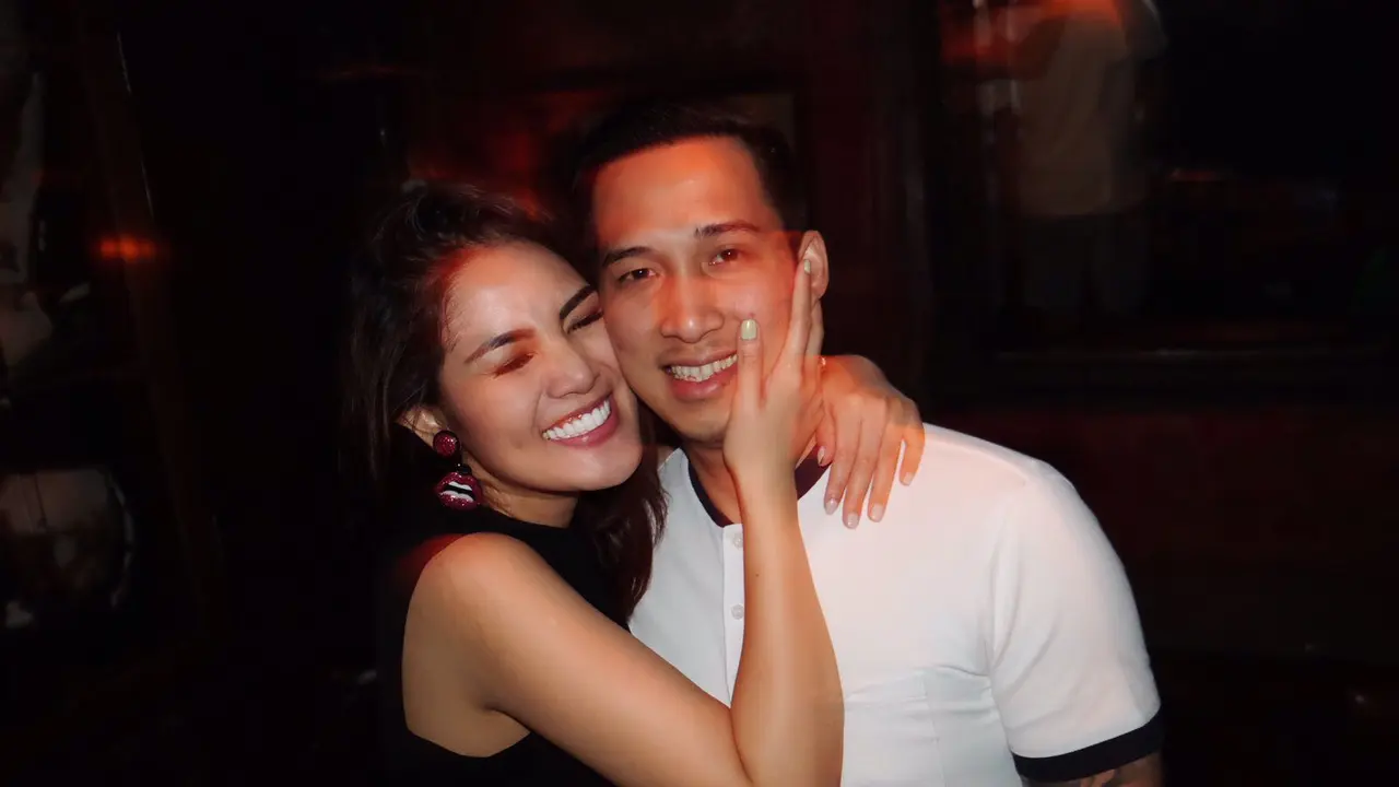 [Bintang] Nindy Ayunda dan Askara Parasady