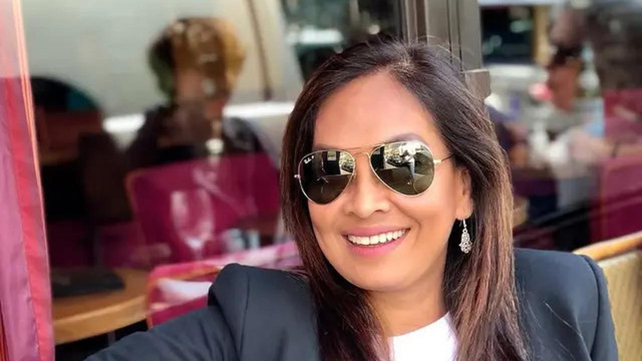 7 Inspirasi Style Anting Risa Dewi Ibunda Alyssa Daguise, Tampil Anggun dan Berwibawa di Usia 57 Tahun