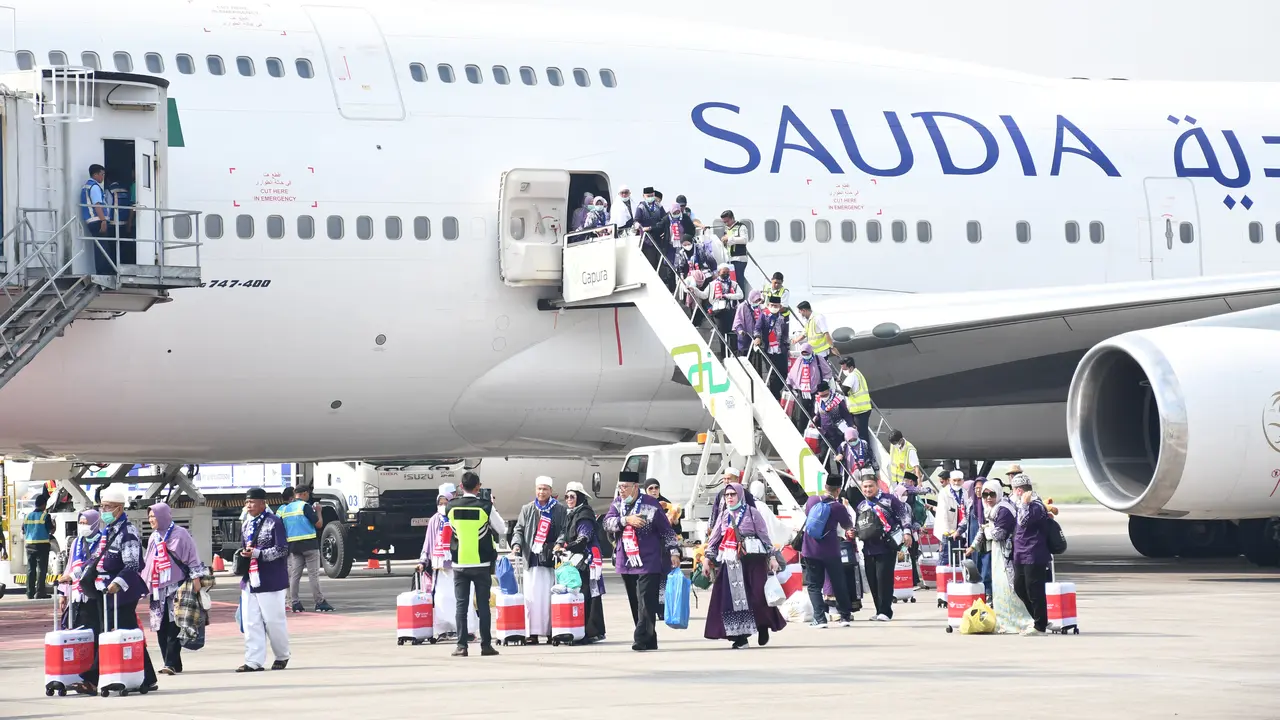 Jemaah Haji Indonesia Tiba di Tanah Air