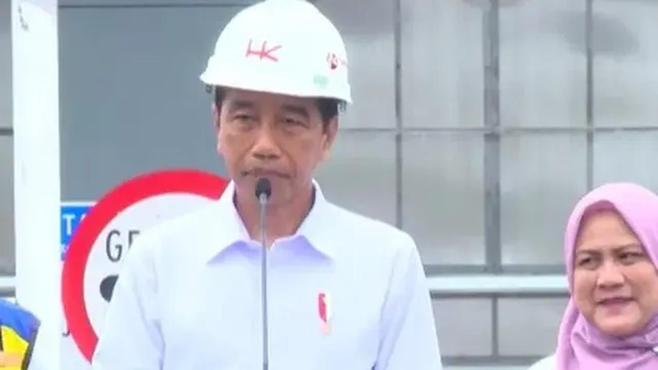 Di samping itu, Jokowi juga telah  memerintahkan Menteri Pekerjaan Umum dan Perumahan Rakyat Indonesia (PUPR) untuk segera melakukan perbaikan.