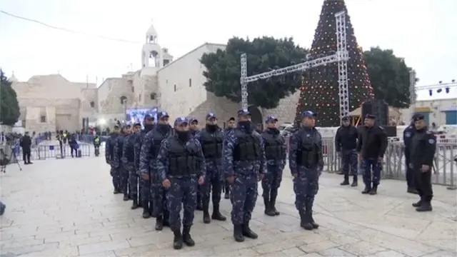 Petugas keamanan Palestina mulai memperketat keamanan Kota Betlehem jelang Natal 2018.