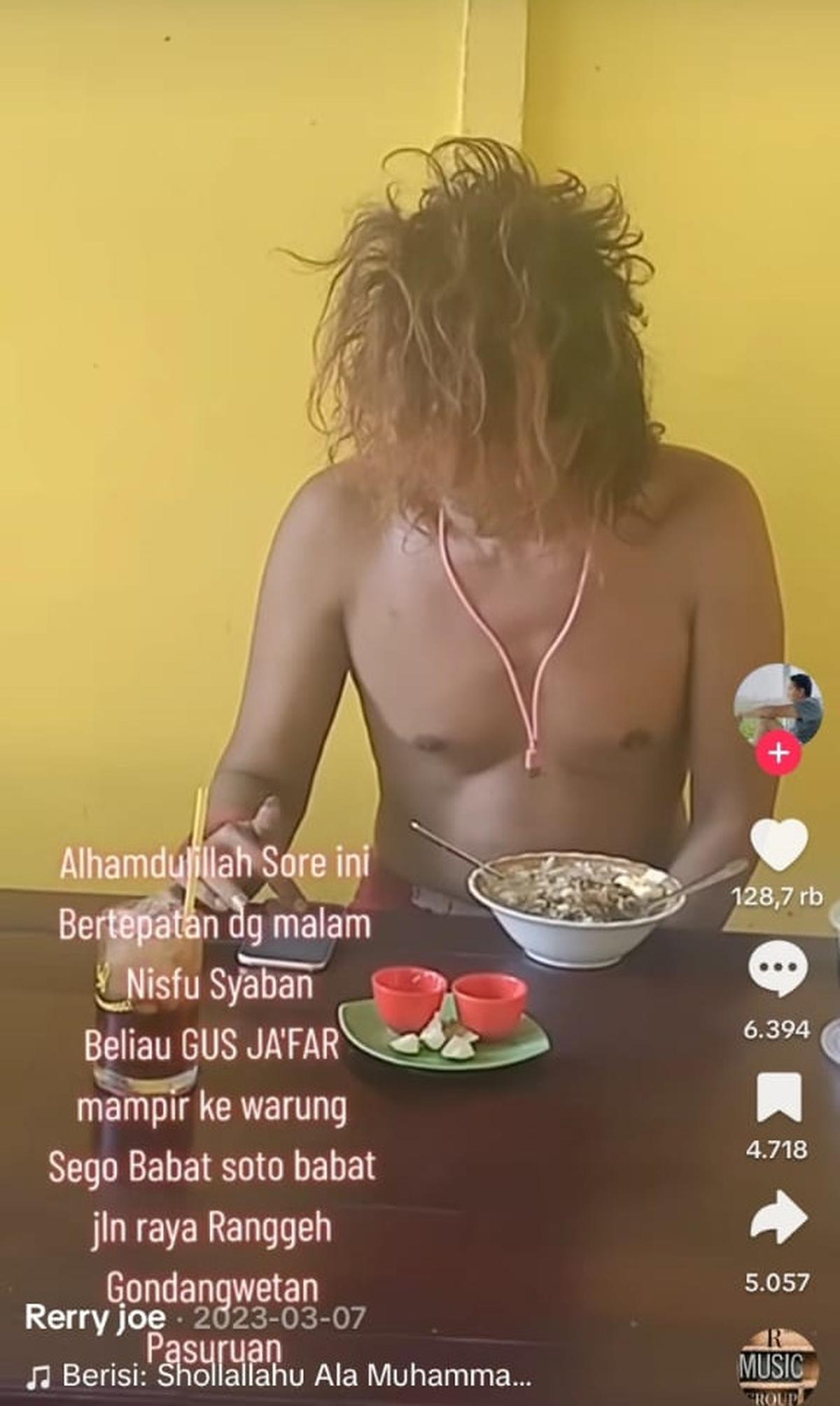 8 Fakta Gus Akira yang Viral di X, Putra Bungsu Kyai Pondok Pesantren di Sambi Cilik-Pasuruan - Suka Gelar Orkes Dangdut