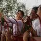 Berdasarkan hasil vote, partai yang dipimpin oleh Suu Kyi memenangkan pemilihan. Namun wanita itu tidak diizinkan menjadi presiden (AFP/ bbc.com)
