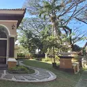 Pengakuan Warga Saat Polisi Geledah Rumah Mewah di Sentul