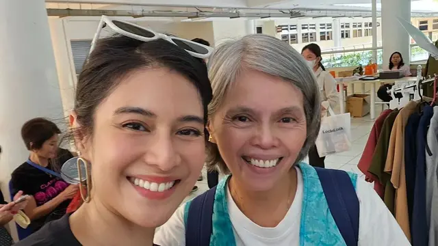 Dian Sastrowardoyo dan guru favoritnya (Instagram/therealdisastr)