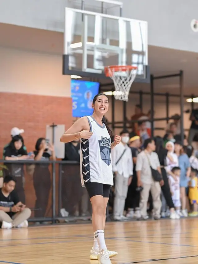 [Fimela] Nabila Syakieb