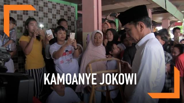 Saat kampanye di Cirebon, Jokowi berjanji akan membantu mencarikan solusi untuk kesulitan yang dialami para pengrajin rotan.