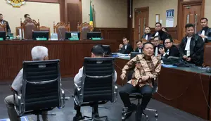 Jaksa Bongkar Isi 3 Brankas Kasus Cuci Uang Febrie Adriansyah