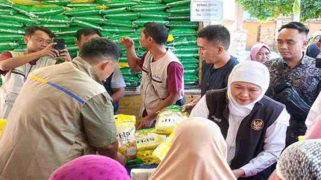 Pasar Murah Pamekasan: Pemprov Jatim Intervensi Harga Sembako dan Dukung UMKM