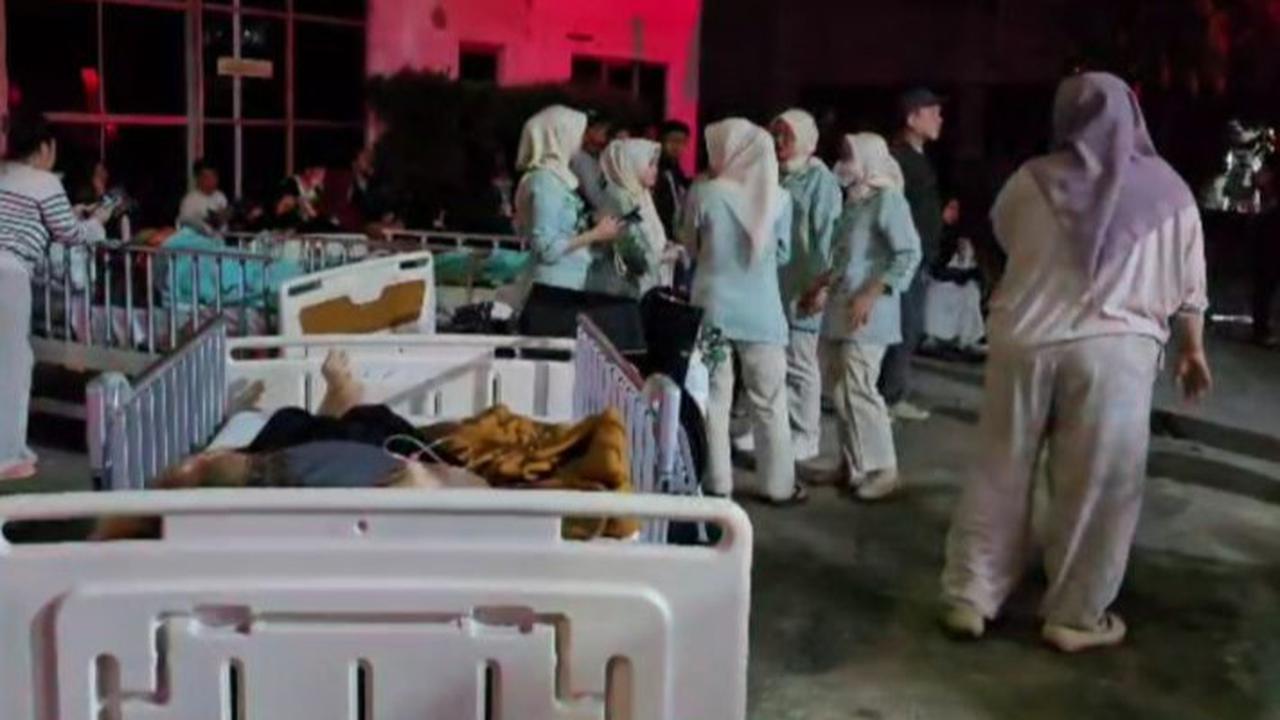 Terdengar Ledakan di Lantai 3 RS Hermina, Detik-Detik Asap Muncul Terekam CCTV