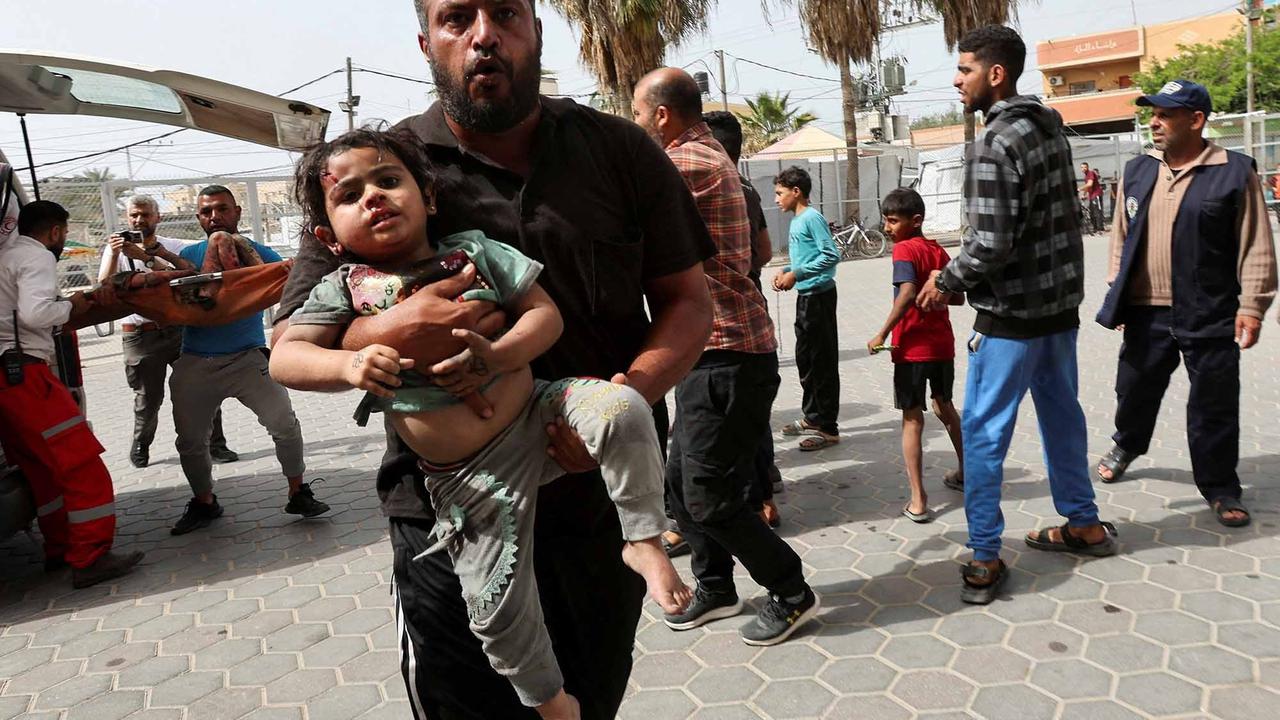 FOTO: Pilu! Anak-Anak Korban Serangan Udara Israel