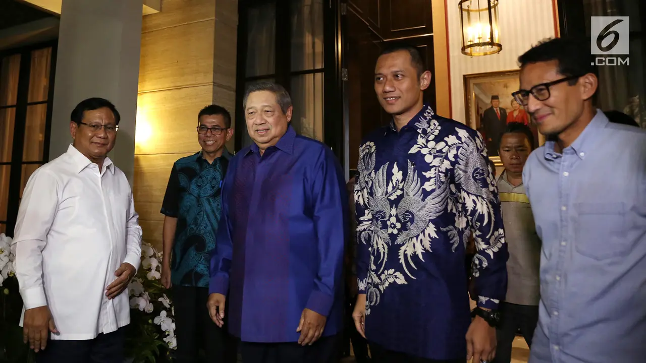 Tiba di Rumah SBY, Prabowo - Sandi Disambut Hangat