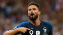 Striker Prancis, Oliver Giroud berselebrasi usai mencetak gol ke gawang Belanda pada pertandingan UEFA Nations League di Stadion Stade de France, Saint-Denis, Prancis, (9/10). Prancis menang 2-1 atas Belanda. (AP Photo/Christophe Ena)