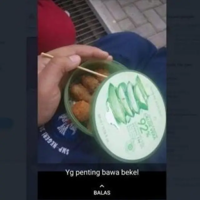 7 Potret Wadah Makanan Nyeleneh dari Barang Bekas Ini Bikin Geleng Kepala