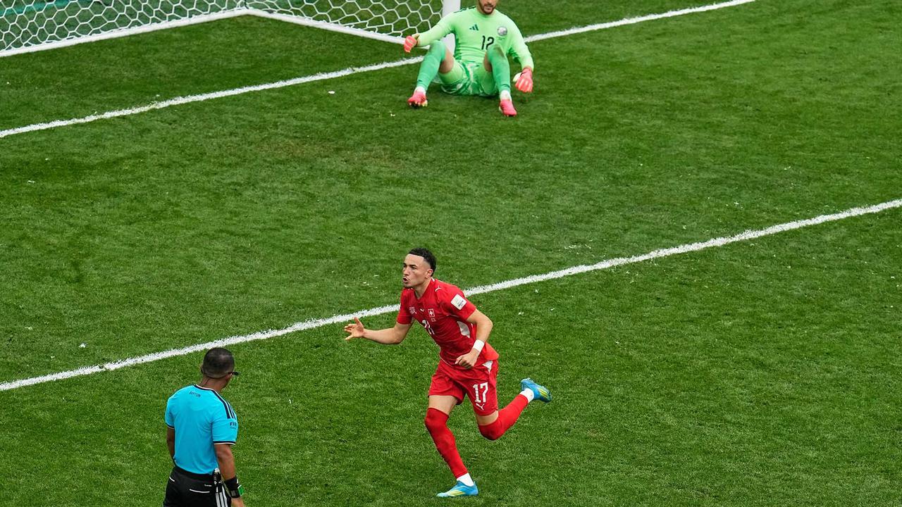 Swiss Hentikan Perlawanan Kolombia