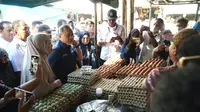 Mendag Main ke Pasar Terong, Pastikan Harga Bahan Pokok Stabil Usai Lebaran