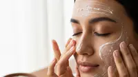7 Cara Membuat Masker Kemiri untuk Wajah Sehat dan Rambut Berkilau Alami