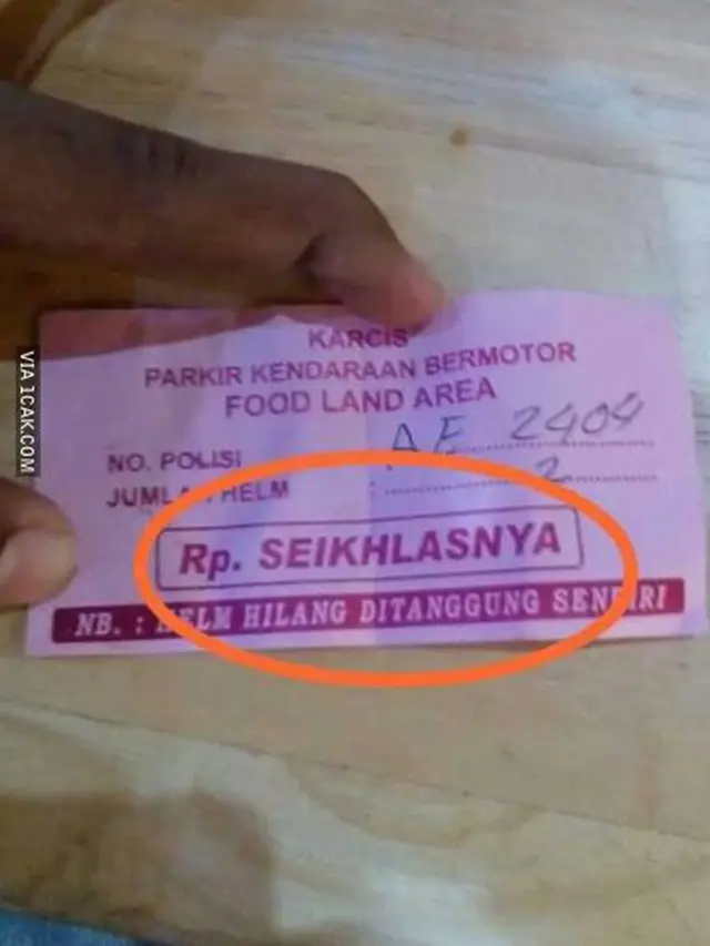 6 Tarif Parkir Ini Nyeleneh Banget, Bikin Tepuk Jidat