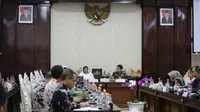 Pemerintah Kota (Pemkot) Surabaya menerima Kunjungan Kerja (Kunker) dari Badan Pembentukan Peraturan Daerah DPRD Provinsi DKI Jakarta. (Foto: Liputan6.com/Dian Kurniawan)