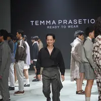 Potret TEMMA PRASETIO READY TO WEAR pada Plaza Indonesia Men's Fashion Week 2025. (foto: TEMMA PRASETIO.dok)