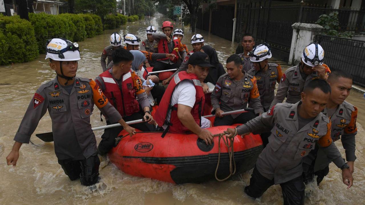 Banjir di Vila Nusa Indah Bogor