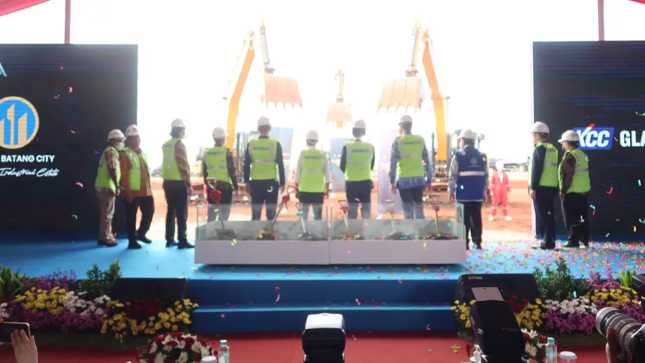 Proyek Pabrik Kaca Terbesar se-ASEAN di Kawasan Industri Batang