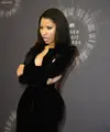 Nicki lagi-lagi menghebohkan publik ketika menggelar konser pada waktu lalu, Ia kenalkan calon ayah dari anaknya. (Bintang/EPA)