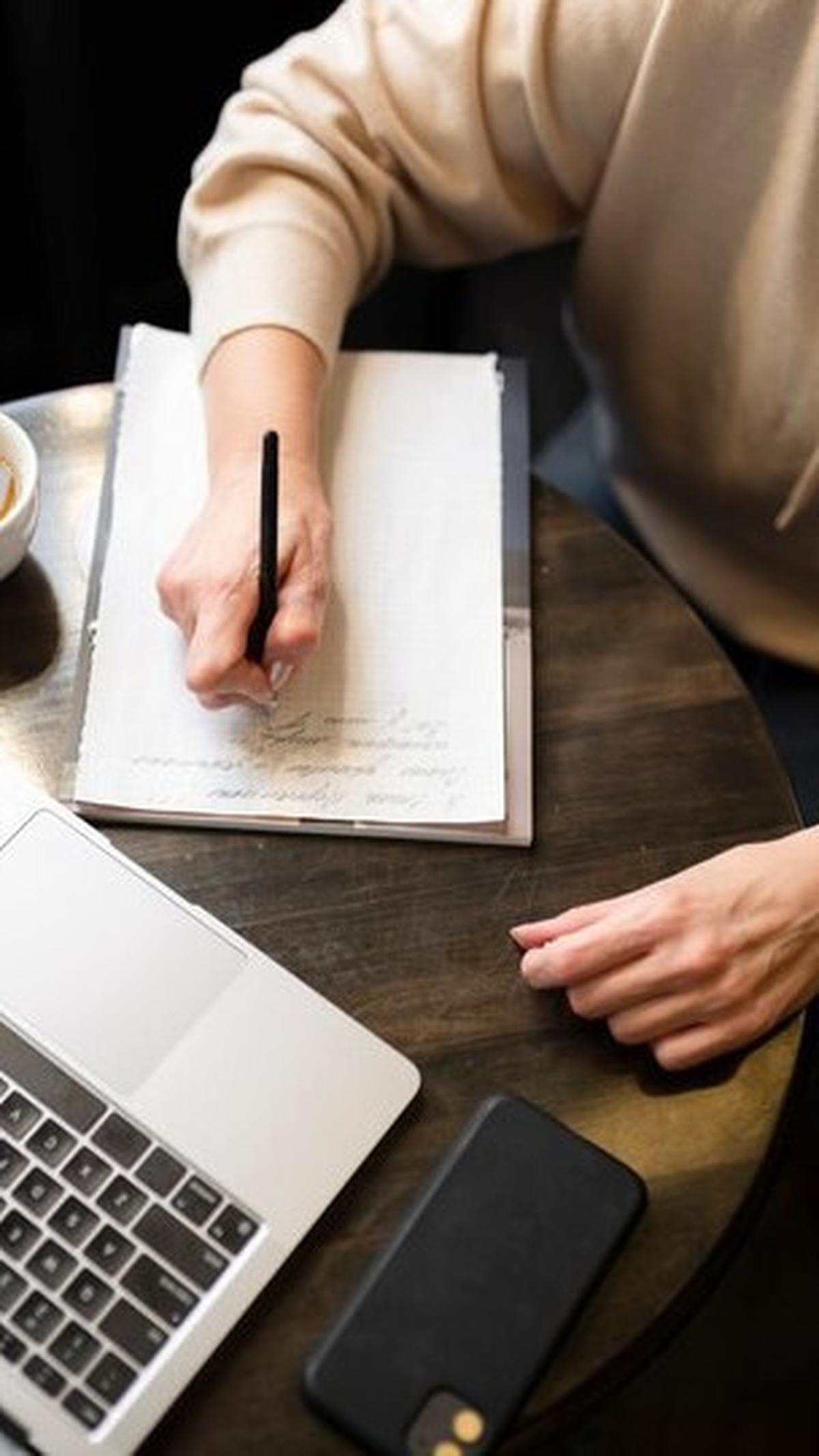 Penting juga untuk mengelola stres dengan baik melalui tips sederhana yang dapat dilakukan sehari-hari.