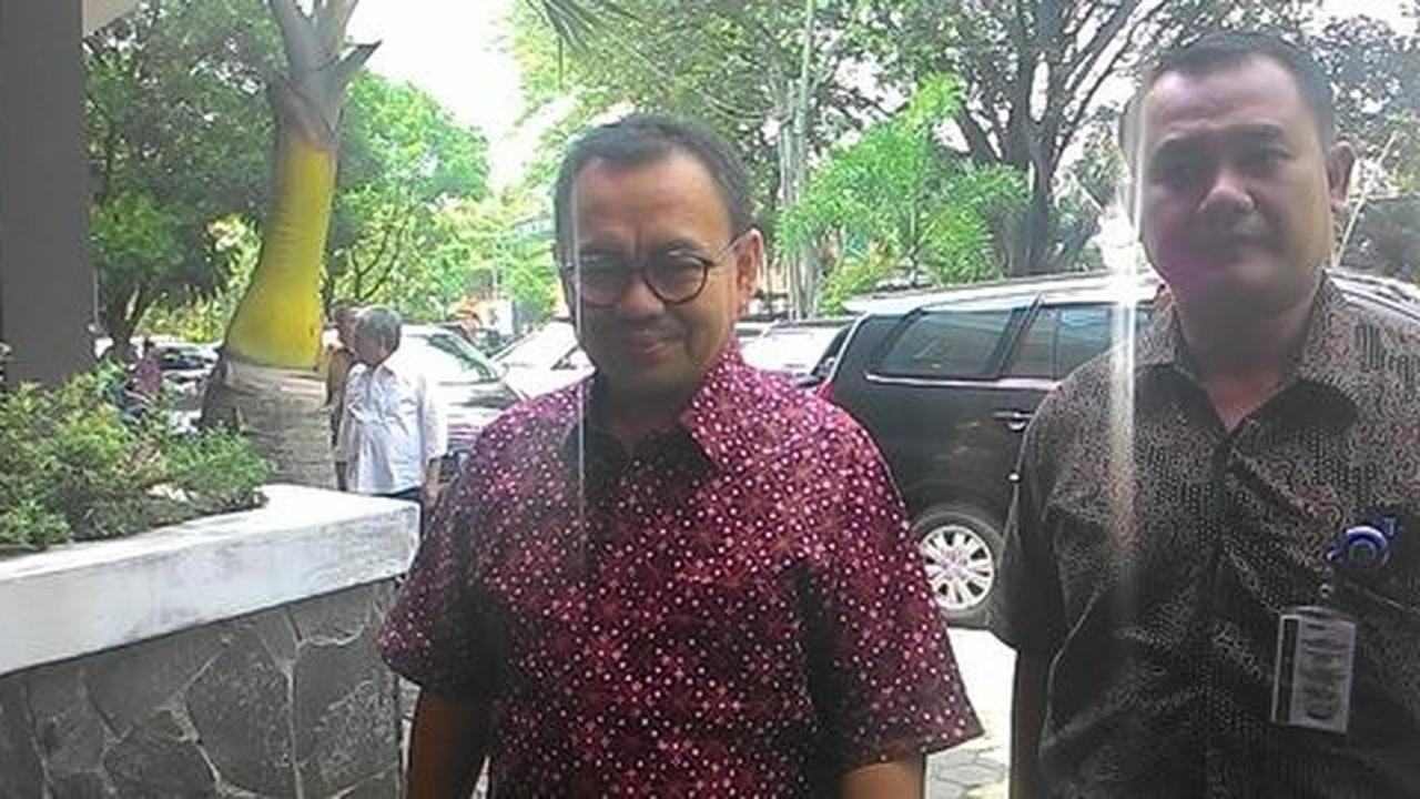 Beda dengan Rizal Ramli, ESDM bolehkan Pertamina bikin storage BBM