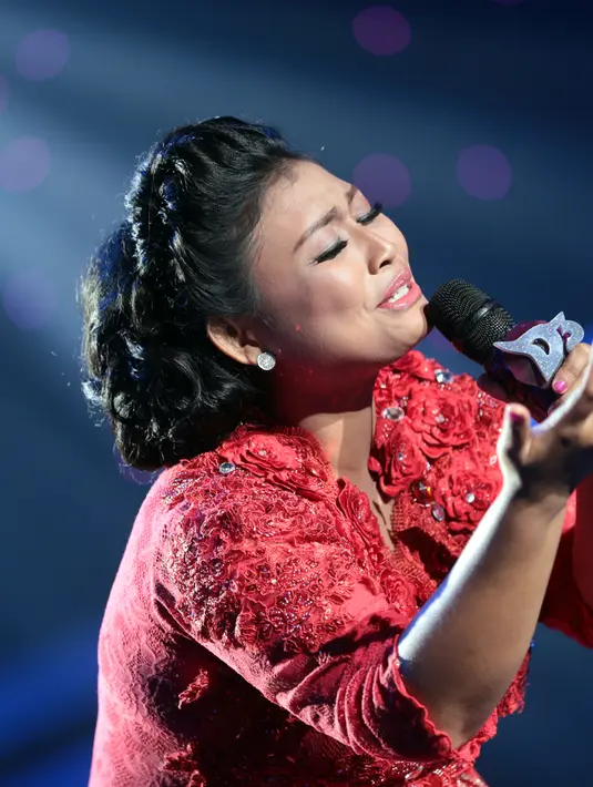 "Terima kasih banyak buat yang sudah medukung Arin hingga Arin sekarang sampai disini. Kalo misalnya Arin nggak lolos Arin janji akan memberikan hal lain di luar kompetisi ini," ujar Arin. (Adrian Putra/Bintang.com)