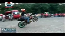 Penggemar olahraga ekstrim freestyle motor semakin banyak di Indonesia.
