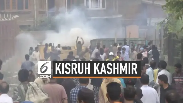 VIDEO: Detik-Detik Bentrokan Warga Kashmir dengan Polisi